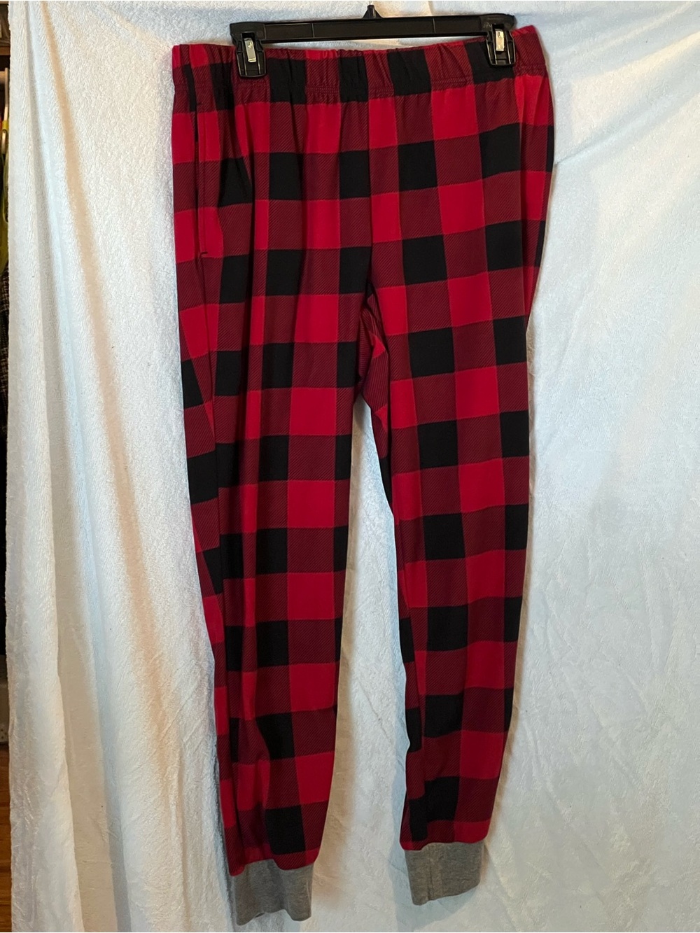 Red & Black Buffalo Plaid Pajama Pants - Women - Picture 1 of 2